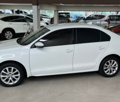 VOLKSWAGEN  JETTA 2.0 COMFORTLINE
