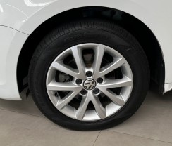 VOLKSWAGEN  JETTA 2.0 COMFORTLINE
