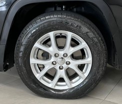 JEEP CHEROKEE LONGITUDE 3.2  BLINDADO