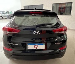 HYUNDAI  TUCSON GLS 2.0 TURBO 