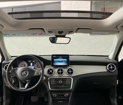 MERCEDES-BENZ  GLA 200  
