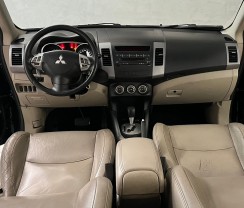 OUTLANDER  2.0 AUT  GASOLINA 