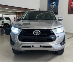 TOYOTA HILUX CD SRV  DIESEL 4X4 