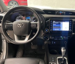 TOYOTA HILUX CD SRV  DIESEL 4X4 