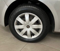 RENAULT  SANDERO EXPRESSION 1.6  MANUAL