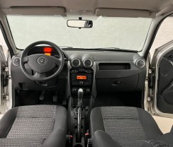 RENAULT  SANDERO EXPRESSION 1.6  MANUAL