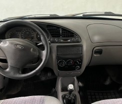 Ford Fiesta GLX 1.6 8V 5P  