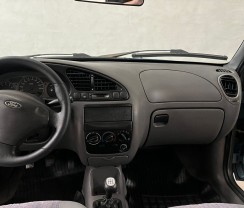 Ford Fiesta GLX 1.6 8V 5P  