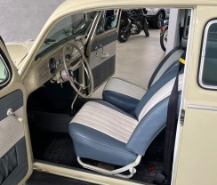 VOLKSWAGEN  FUSCA 1300