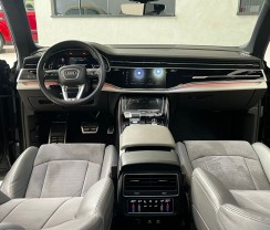 AUDI Q8 SB 3.0 TFSI  HIBRIDO 