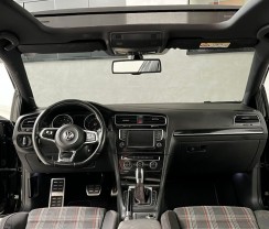 VOLKSWAGEN  GOLF GTI 2.0 TSI 220CV AUT