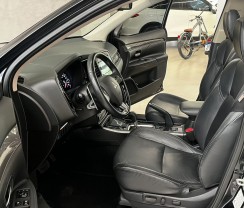 MITSUBISHI  OUTLANDER 2.0  HPE  GASOLINA